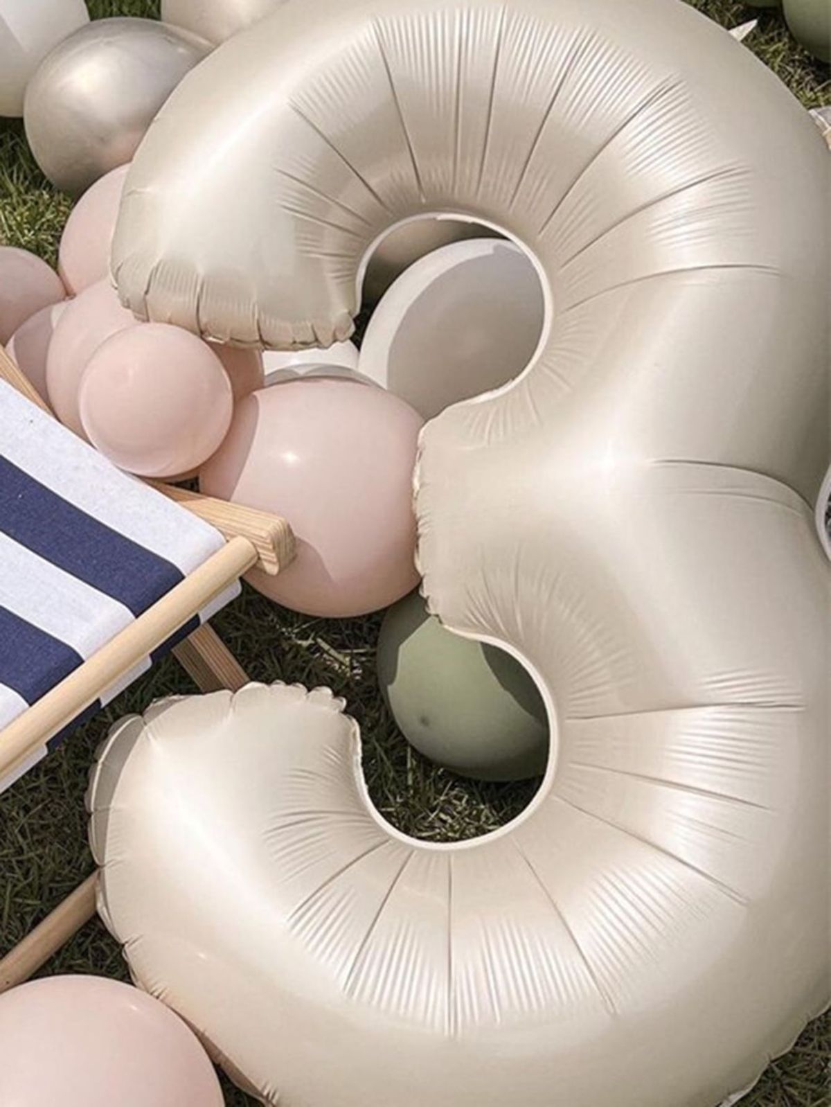 Cream Number Foil Helium Balloon